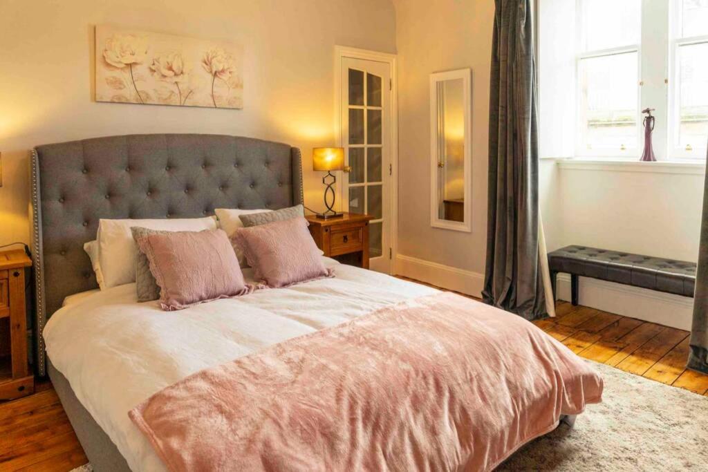אינברנס Spacious City Centre Apartment Full Of Character מראה חיצוני תמונה
